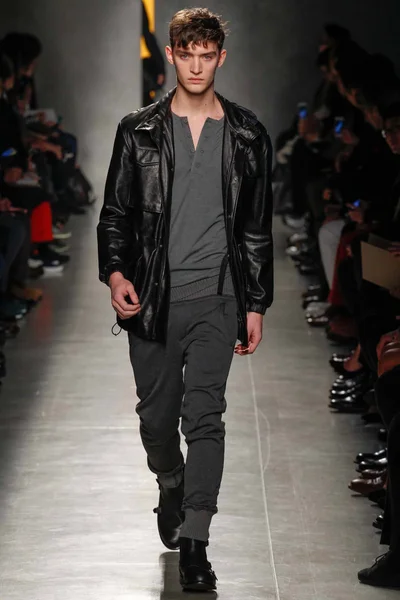 Look 2